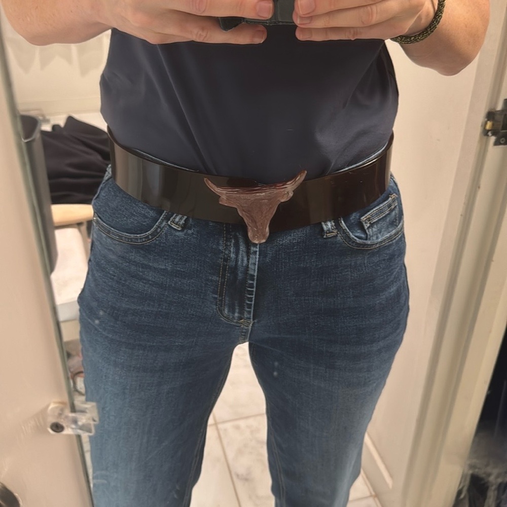 Brown Horn plastic bendable Belt - Picture 5 of 5